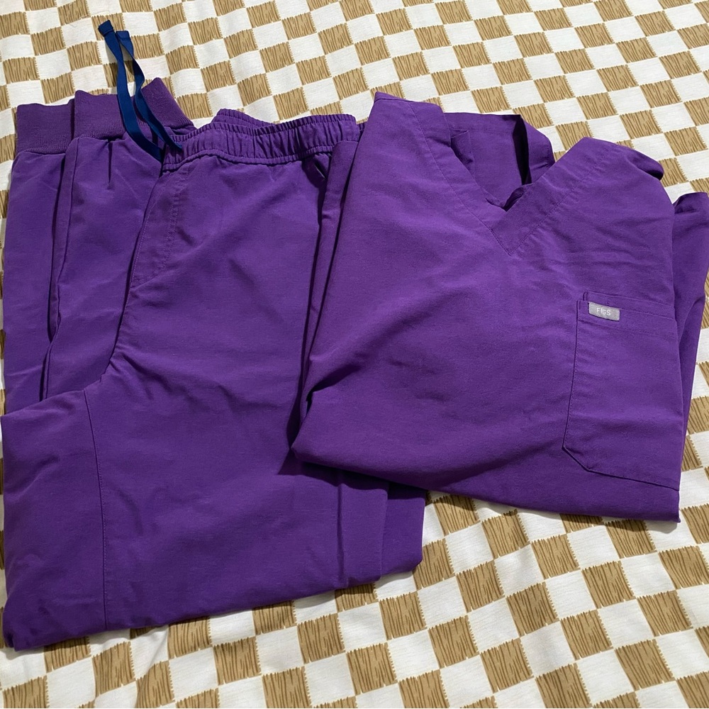 XL ULTRAVIOLET MENS FIGS